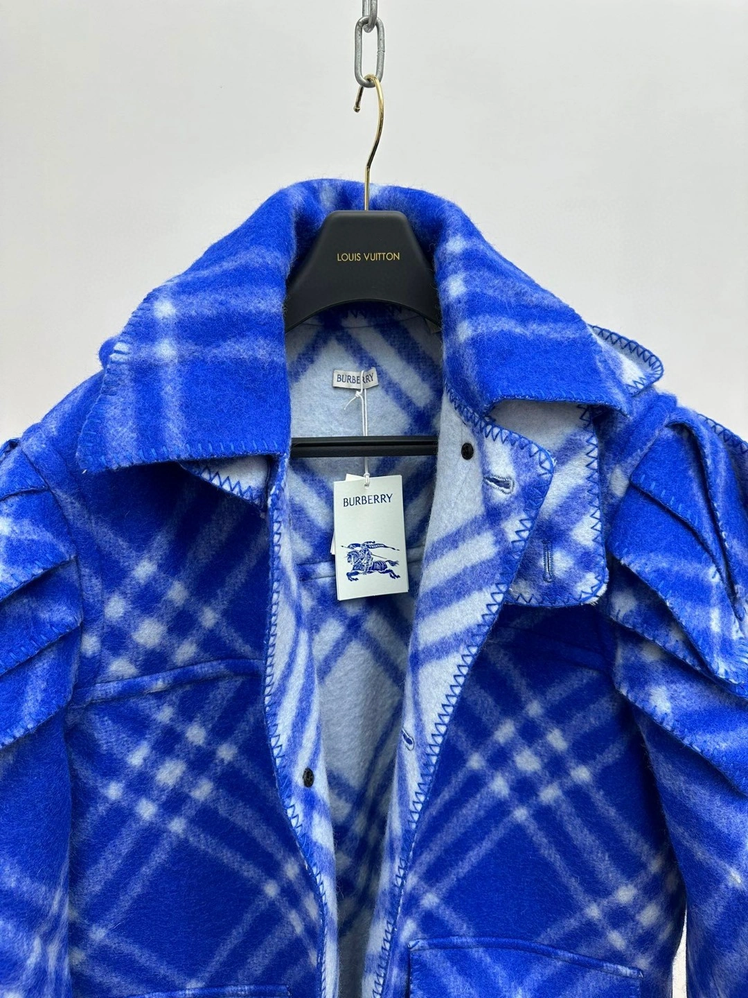 wg.luxury- 2ur25rry wool item:D-F409L2321